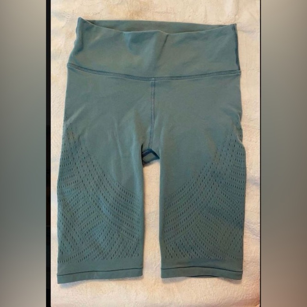 Lululemon Sage Green Biker Shorts, size 8